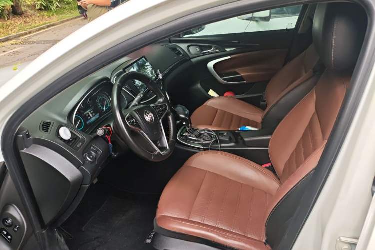 Used Buick Regal 2014 GS 2.0T Grand Sport Edition Left Front Seat