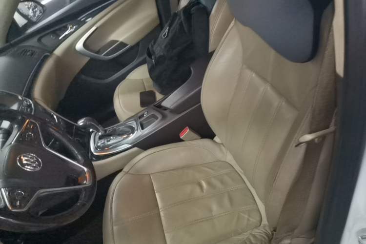 Used Buick Regal 2014 2.0L Elite Fashion Edition Left Front Seat