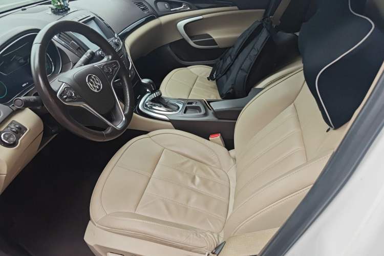 Used Buick Regal 2014 2.4L SIDI Elite Fashion Edition Left Front Seat
