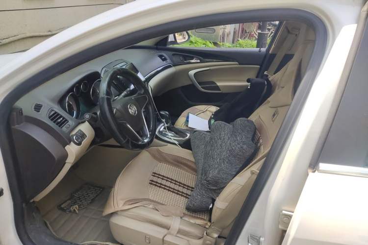 Used Buick Regal 2014 2.0L Leading Fashion Edition Left Front Seat