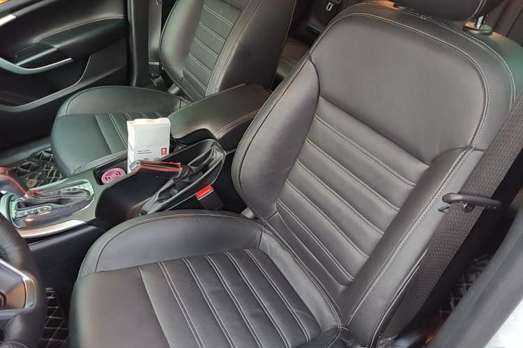 Used Buick Regal 2014 1.6T Fashionable Tech Edition Left Front Seat