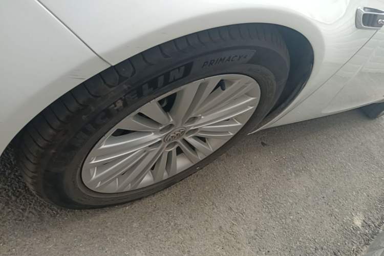 Used Buick Regal 2014 GS 2.0T Passionate Sport Edition Left Front Wheel Hub