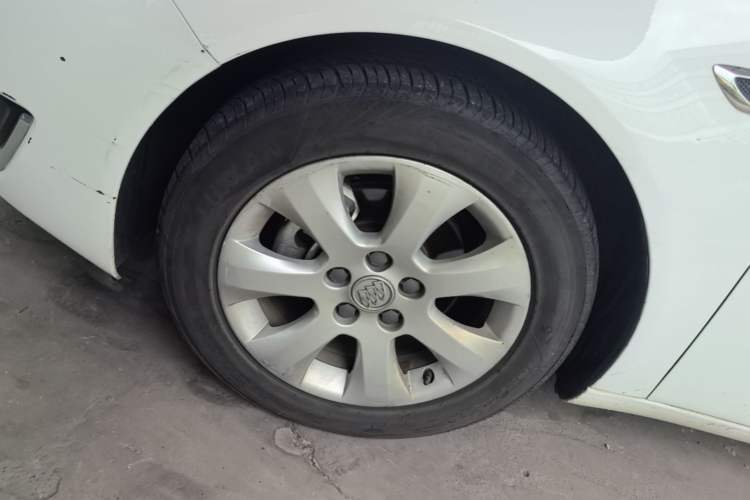 Used Buick Regal 2014 2.0L Leading Fashion Edition Left Front Wheel Hub