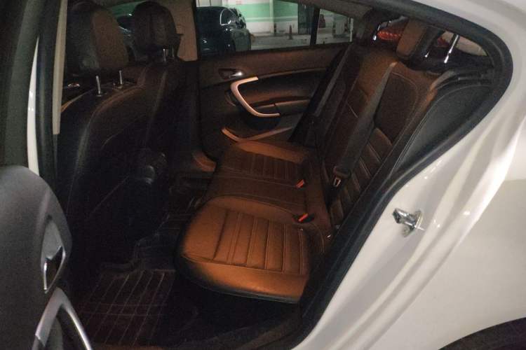 Used Buick Regal 2014 1.6T Fashionable Tech Edition Left Rear Seat