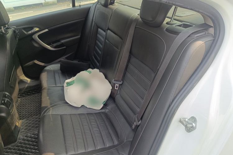 Used Buick Regal 2014 1.6T Fashionable Tech Edition Left Rear Seat