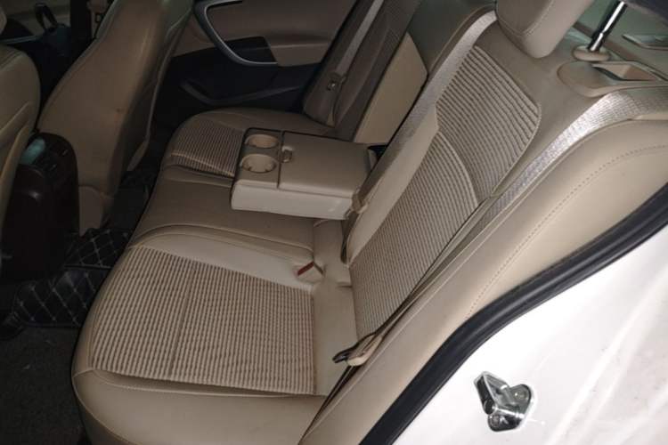 Used Buick Regal 2014 2.0L Leading Fashion Edition Left Rear Seat