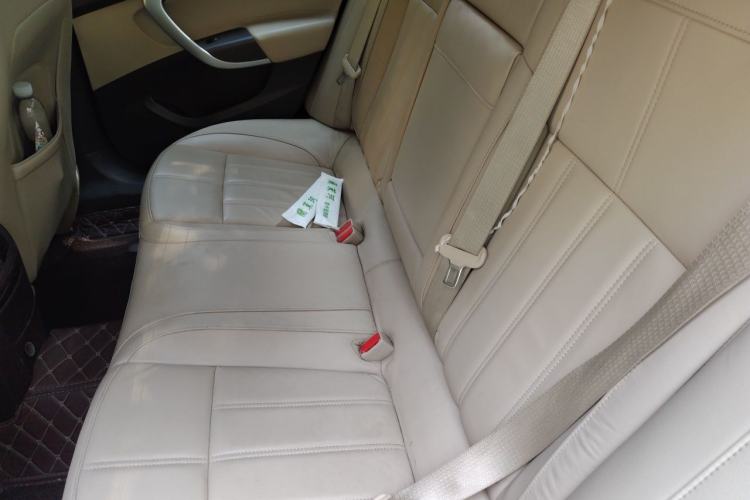 Used Buick Regal 2014 2.0L Elite Fashion Edition Left Rear Seat
