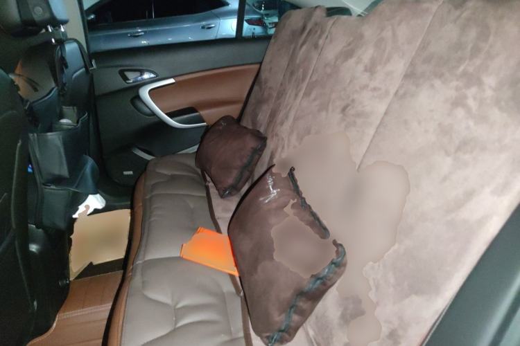 Used Buick Regal 2014 2.4L SIDI Luxury Fashion Edition Left Rear Seat