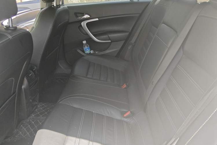 Used Buick Regal 2014 1.6T Fashionable Tech Edition Left Rear Seat