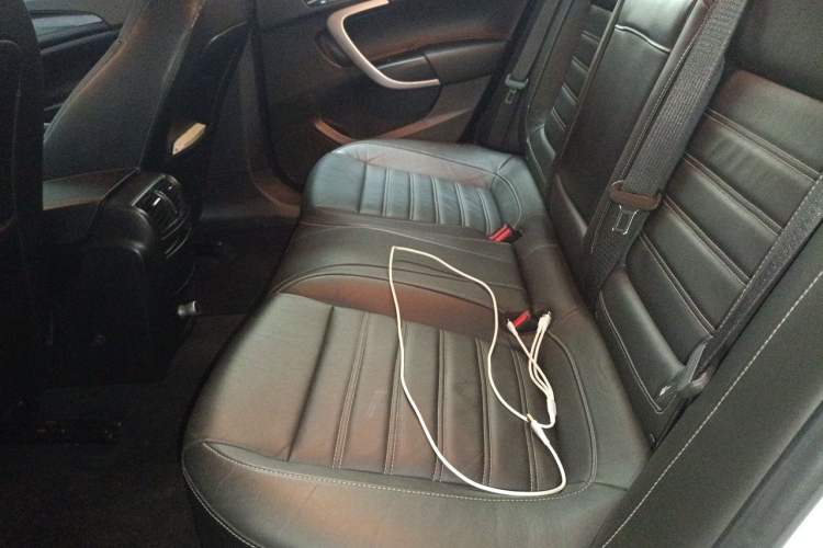 Used Buick Regal 2014 1.6T Fashionable Tech Edition Left Rear Seat