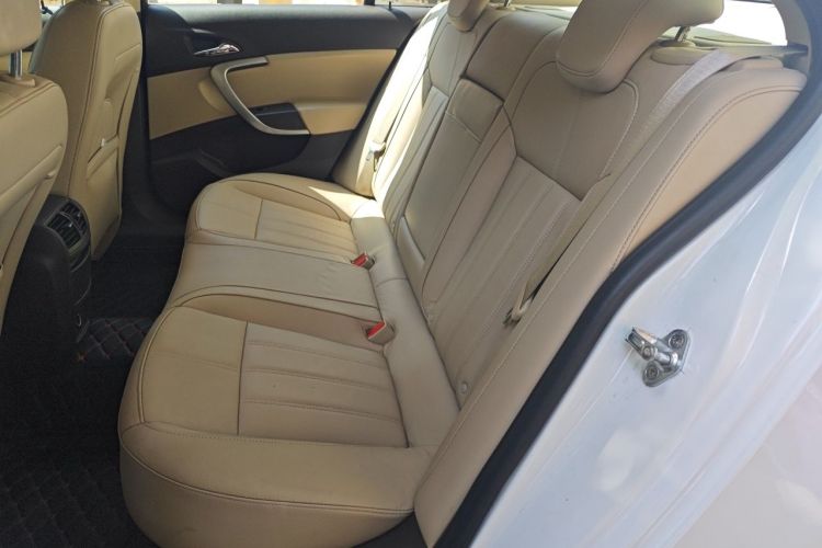 Used Buick Regal 2014 2.0L Elite Fashion Edition Left Rear Seat