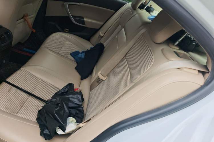 Used Buick Regal 2014 2.0L Leading Fashion Edition Left Rear Seat