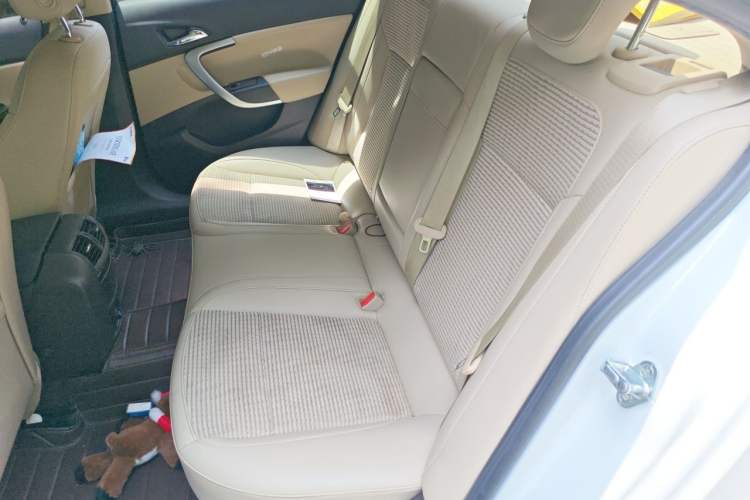 Used Buick Regal 2014 2.0L Leading Fashion Edition Left Rear Seat