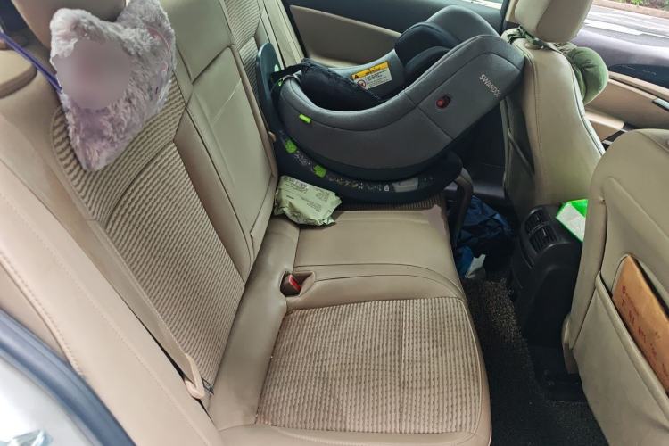 Used Buick Regal 2014 2.0L Leading Fashion Edition Left Rear Seat