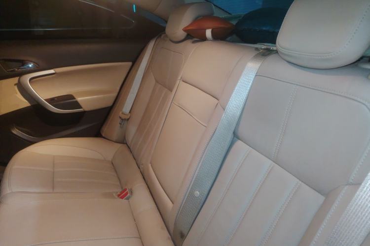 Used Buick Regal 2014 2.0L Elite Fashion Edition Left Rear Seat