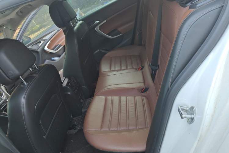 Used Buick Regal 2014 GS 2.0T Grand Sport Edition Left Rear Seat