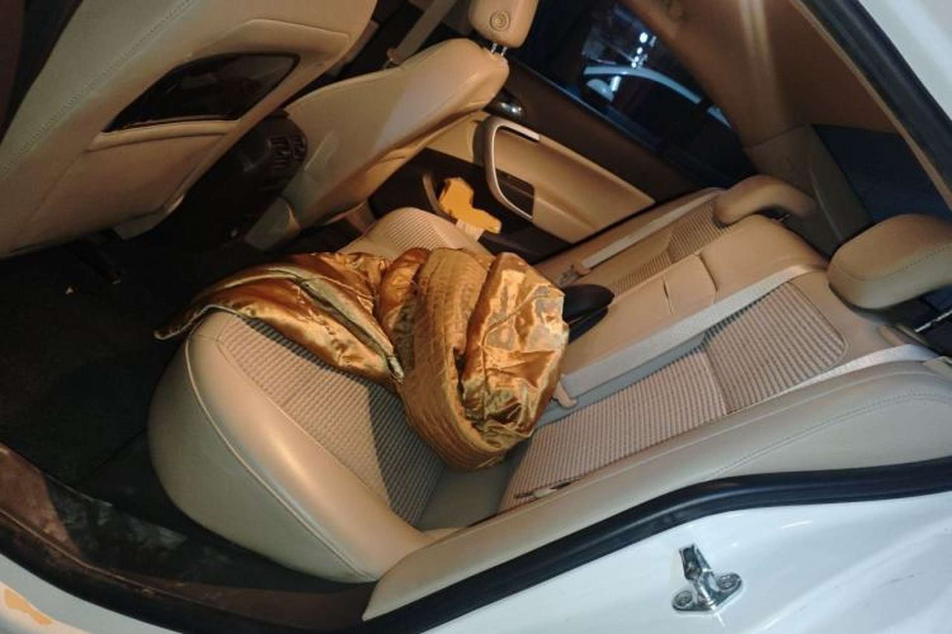 Used Buick Regal 2014 2.0L Leading Fashion Edition Left Rear Seat