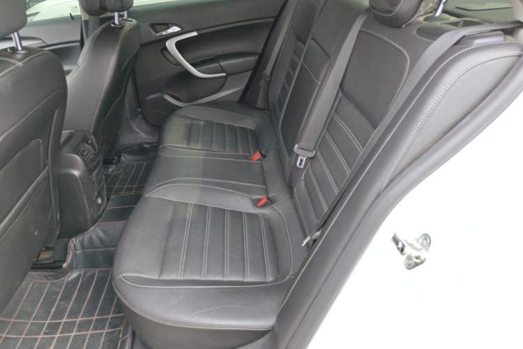 Used Buick Regal 2014 1.6T Fashionable Tech Edition Left Rear Seat
