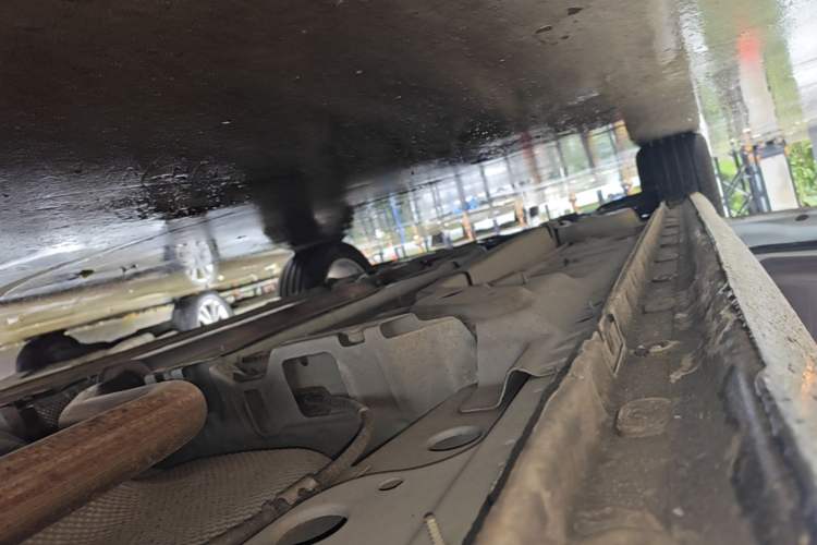 Used Buick Regal 2014 2.0L Leading Fashion Edition Left Side Sill