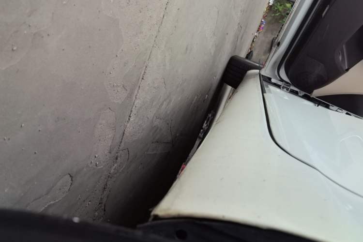 Used Buick Regal 2014 2.0L Leading Fashion Edition Left Side Sill
