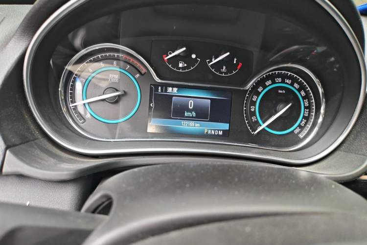 Used Buick Regal 2014 GS 2.0T Grand Sport Edition Odometer Close Up