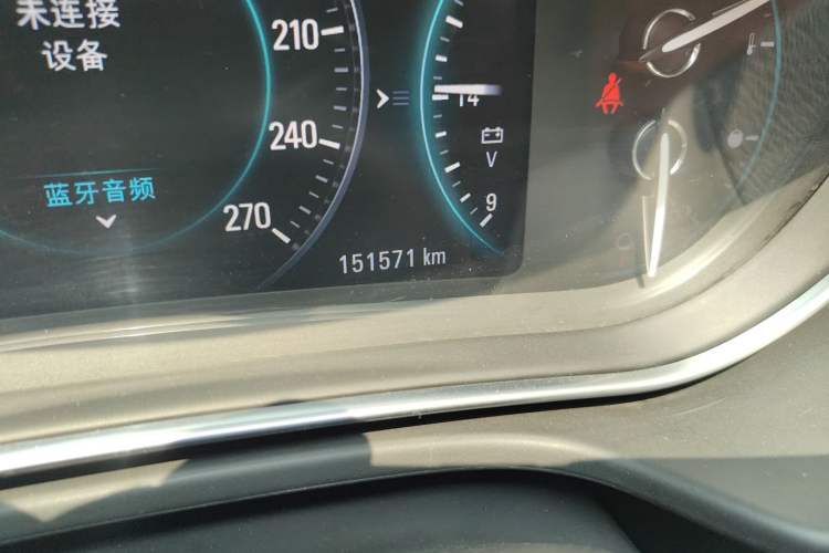 Used Buick Regal 2014 GS 2.0T Passionate Sport Edition Odometer Close Up