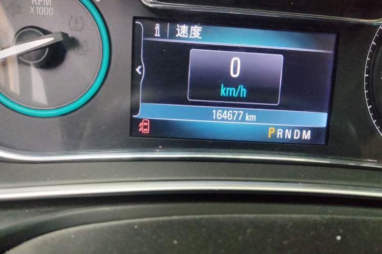 Used Buick Regal 2014 GS 2.0T Grand Sport Edition Odometer Close Up
