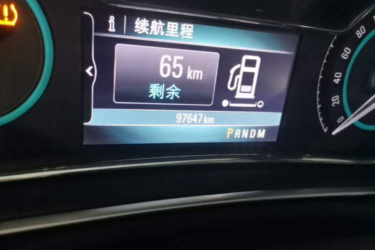 Used Buick Regal 2014 2.0L Elite Fashion Edition Odometer Close Up