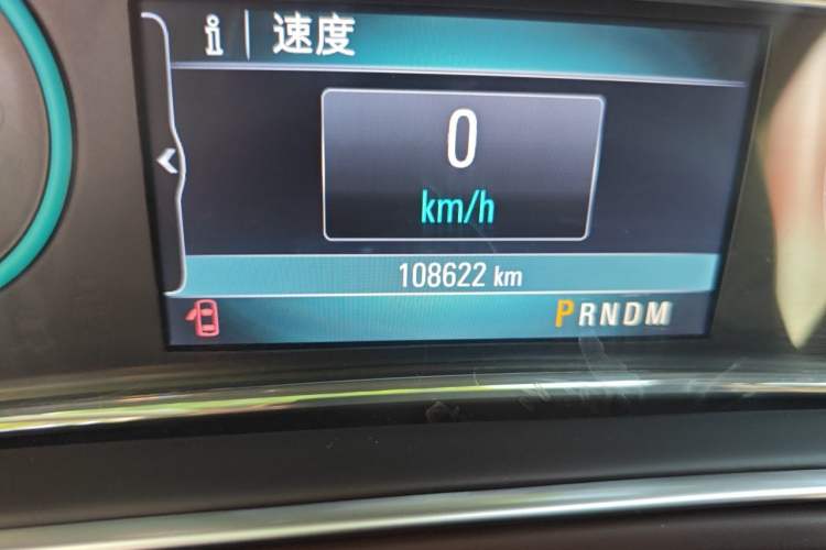 Used Buick Regal 2014 2.0L Elite Fashion Edition Odometer Close Up