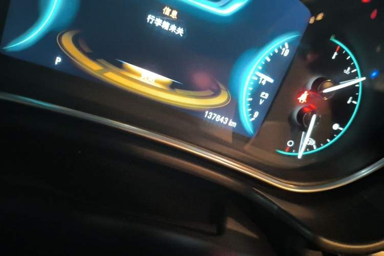 Used Buick Regal 2014 GS 2.0T Passionate Sport Edition Odometer Close Up