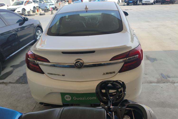 Used Buick Regal 2014 1.6T Fashionable Tech Edition Rear