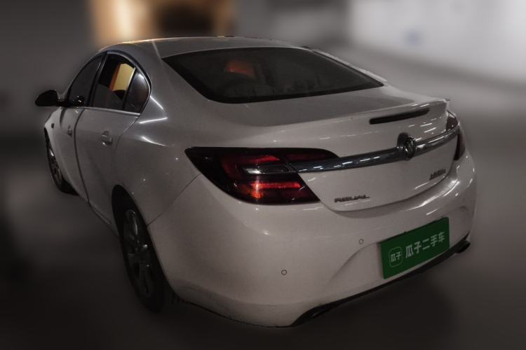 Used Buick Regal 2014 2.0L Leading Fashion Edition Rear Left 45 Deg
