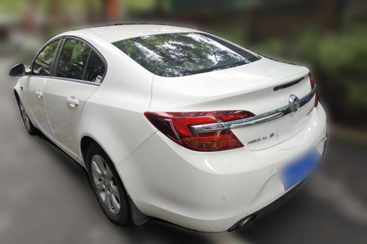 Used Buick Regal 2014 2.0L Leading Fashion Edition Rear Left 45 Deg