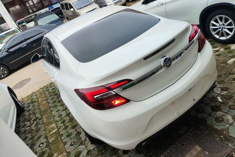 Used Buick Regal 2014 2.0L Leading Fashion Edition Rear Left 45 Deg