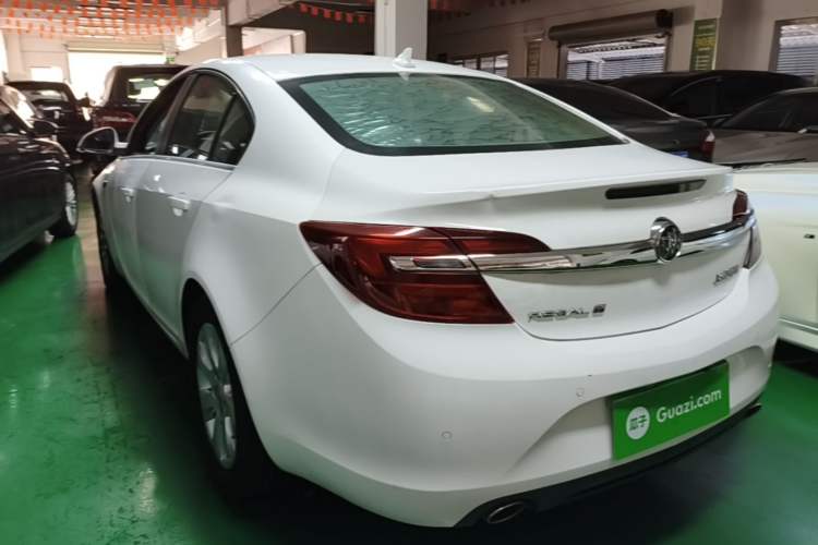 Used Buick Regal 2014 1.6T Fashionable Tech Edition Rear Left 45 Deg