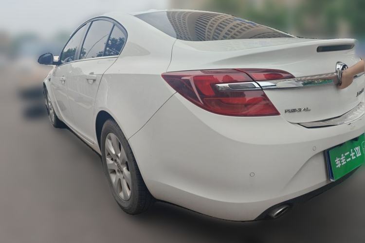 Used Buick Regal 2014 2.0L Leading Fashion Edition Rear Left 45 Deg