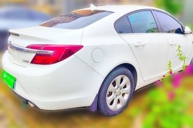 Used Buick Regal 2014 1.6T Fashionable Tech Edition Rear Right 45 Deg