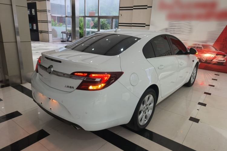 Used Buick Regal 2014 2.0L Leading Fashion Edition Rear Right 45 Deg