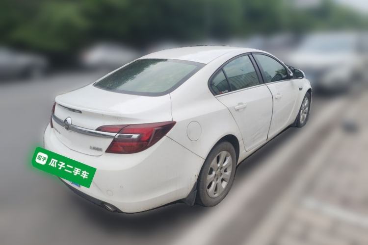 Used Buick Regal 2014 2.0L Leading Fashion Edition Rear Right 45 Deg