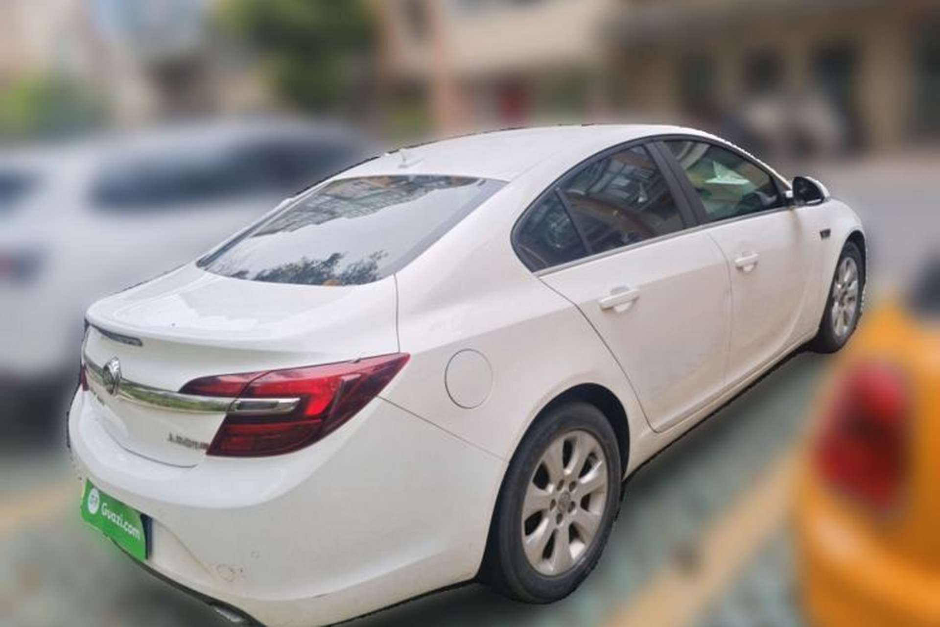 Used Buick Regal 2014 1.6T Fashionable Tech Edition Rear Right 45 Deg