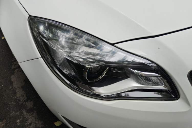 Used Buick Regal 2014 2.0L Leading Fashion Edition Right Front Headlight