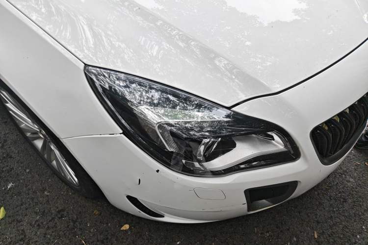Used Buick Regal 2014 GS 2.0T Grand Sport Edition Right Front Headlight