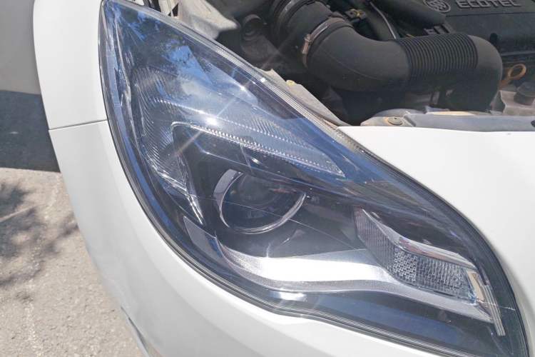 Used Buick Regal 2014 1.6T Fashionable Tech Edition Right Front Headlight