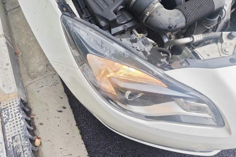 Used Buick Regal 2014 1.6T Fashionable Tech Edition Right Front Headlight