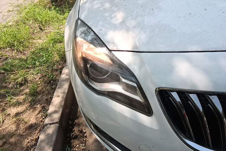 Used Buick Regal 2014 2.0L Leading Fashion Edition Right Front Headlight