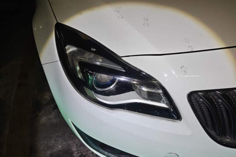 Used Buick Regal 2014 2.0L Leading Fashion Edition Right Front Headlight