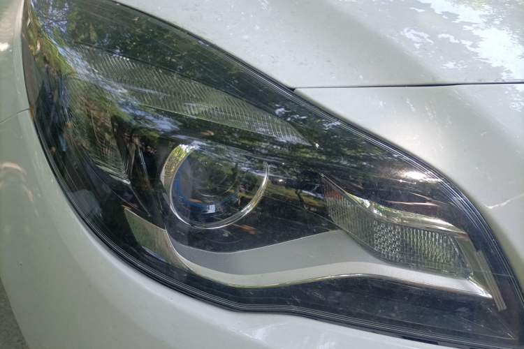 Used Buick Regal 2014 1.6T Fashionable Tech Edition Right Front Headlight