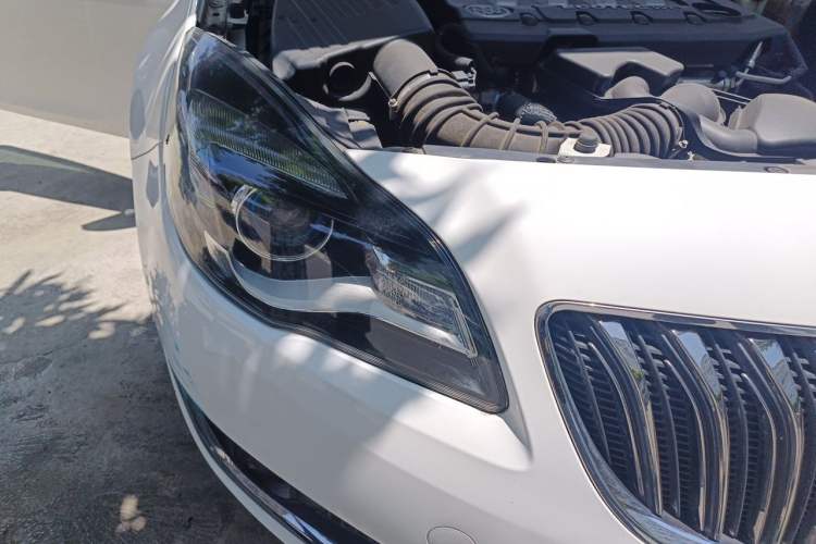 Used Buick Regal 2014 2.0L Leading Fashion Edition Right Front Headlight