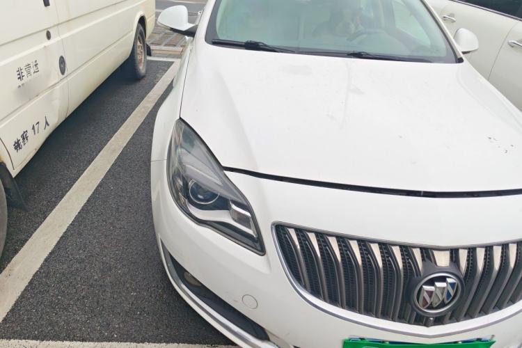 Used Buick Regal 2014 2.0L Elite Fashion Edition Right Front Headlight