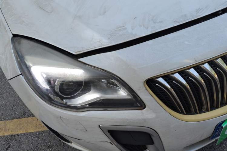 Used Buick Regal 2014 GS 2.0T Grand Sport Edition Right Front Headlight